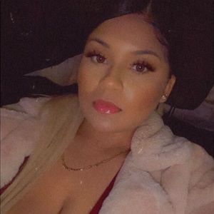 Meet your Posher, Destiny